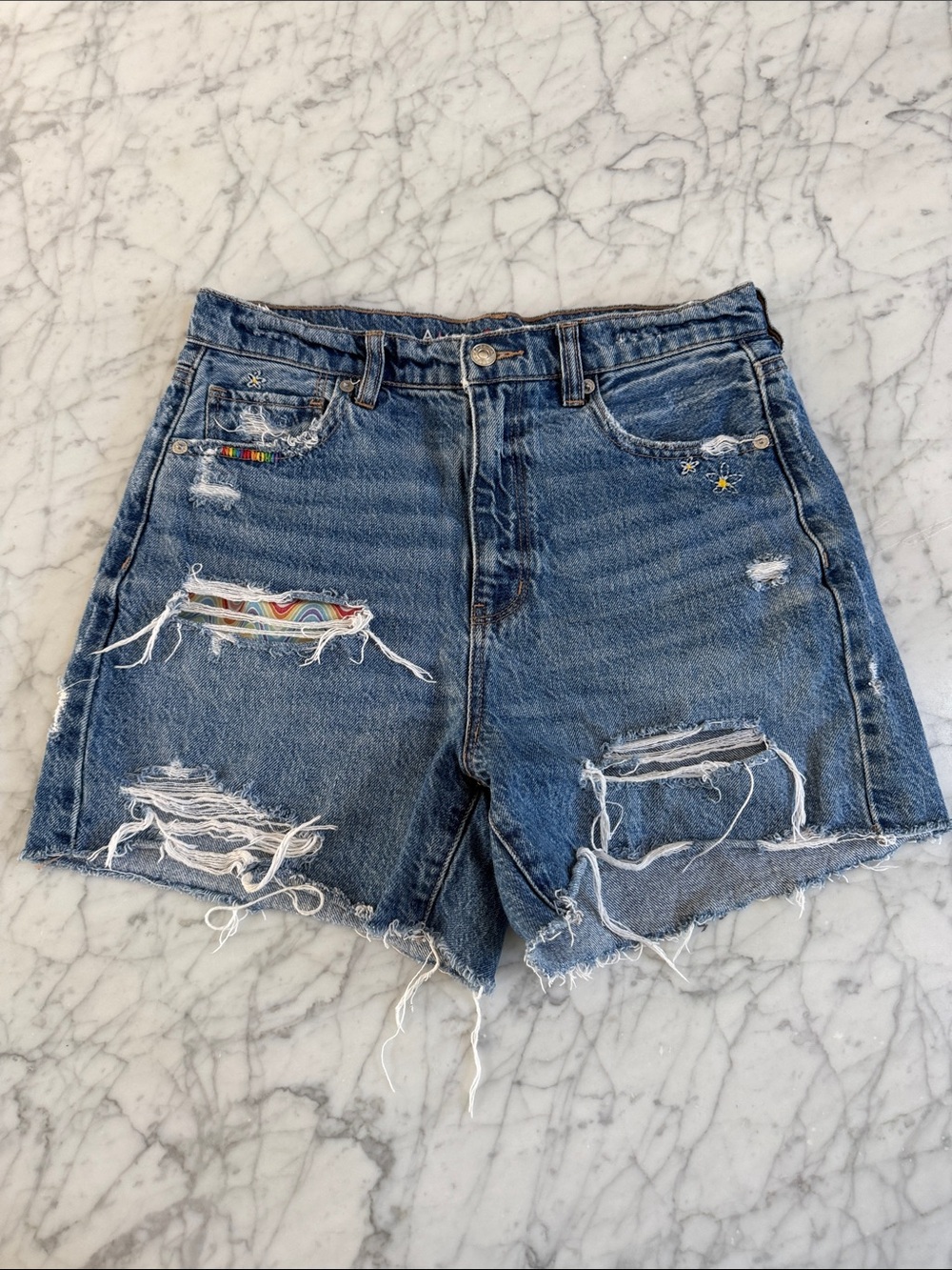 American Eagle Highest Rise Baggy cutoff Shorts sz 8 women's Rainbow Love